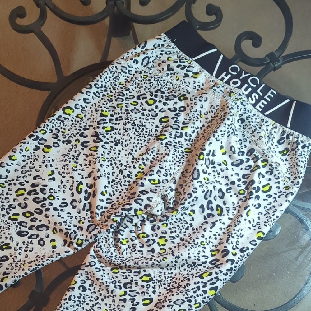 Leopard Print Leggings with Black Waistband
